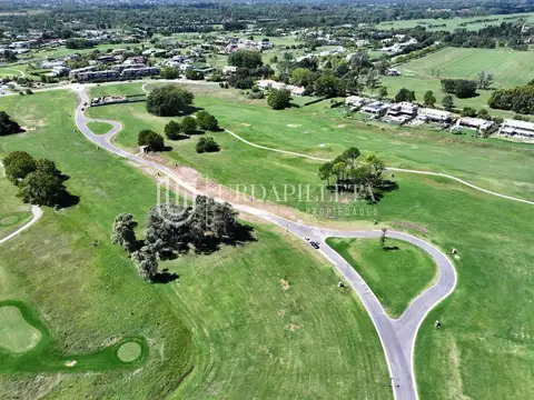 Lote en venta sobre cancha de Golf, el Faeton - Pilará