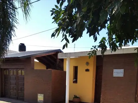 VENTA CASA CON CONSULTORIO O ESTUDIO ARROYO SECO