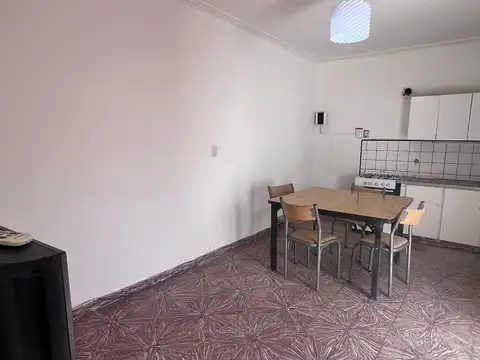 Depto Tipo Casa en Alquiler al Este