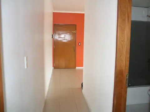 Excelente departamento 2 amb con parque, en el corazón de Villa del Parque.