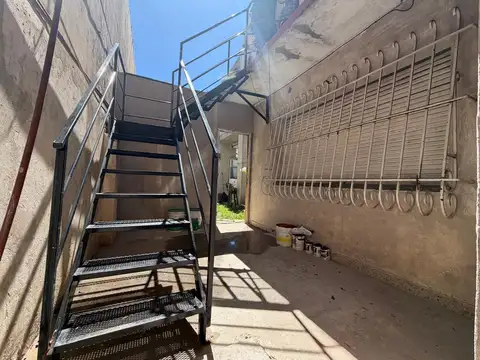 Depto Tipo Casa en Alquiler de 3 ambientes