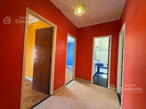 Depto Tipo Casa en Alquiler 40 años