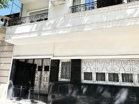 Depto Tipo Casa en Venta de 5 ambientes