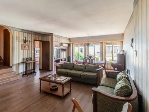 CASA. LOTE PROPIO. MULTIVIVIENDA. CABALLITO NORTE