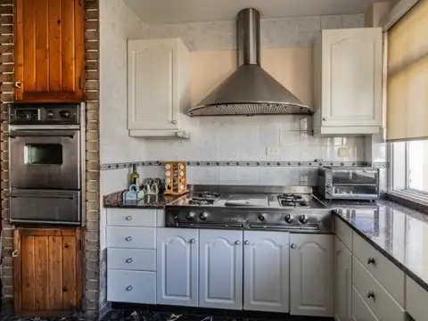 CASA. LOTE PROPIO. MULTIVIVIENDA. CABALLITO NORTE