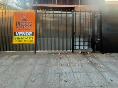 GRAN CASA A LA VENTA, HERMOSO BARRIO
