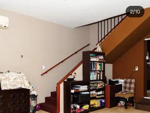 Casa 4 ambientes con 2 baños