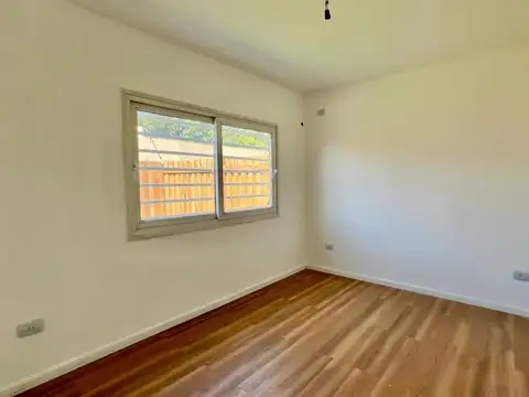 Depto Tipo Casa en Venta de 2 dormitorios
