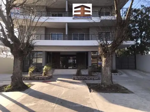 Departamento de 3 ambientes en venta en Pilar Centro