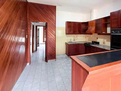 Casa 3 ambientes con 2 baños