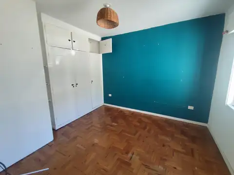 Depto Tipo Casa en Venta 40 años