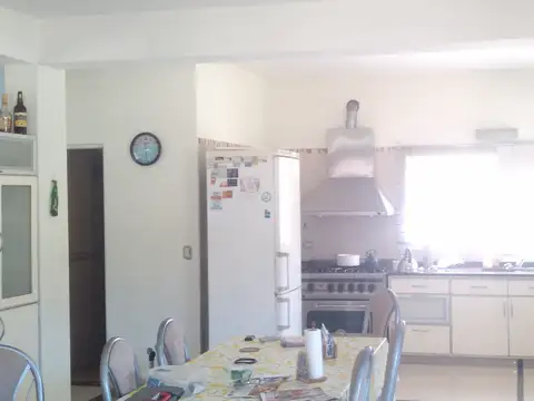 CASA EN CAMPOS DE ALVAREZ