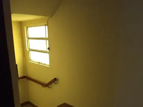 Depto Tipo Casa en Venta en Beccar-Vias/Rolon, USD 79.000