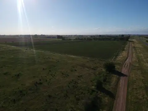 Autopista Juan José Valle 266