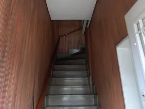 Casa en Alquiler con 1 cochera
