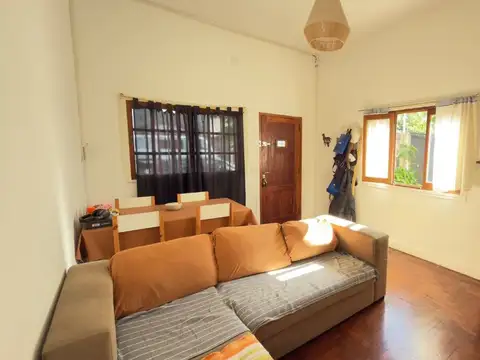 Depto Tipo Casa en Venta de 2 ambientes
