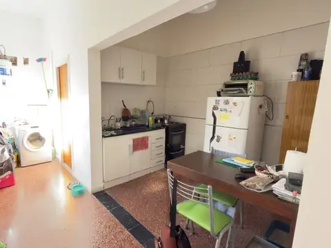 Venta Ph 2 ambientes en Florida sin expensas