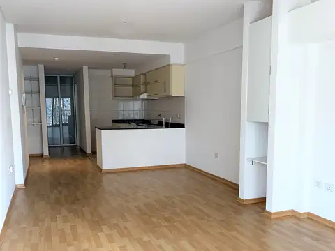 Leon P Altolaguirre 2100, Piso 1