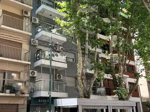 AMPLIO MONOAMBIENTE DIVISIBLE EN EXCELENTE UBICACION!