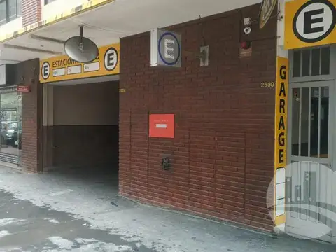 Edificio 195 cocheras / 3.200 Mts2