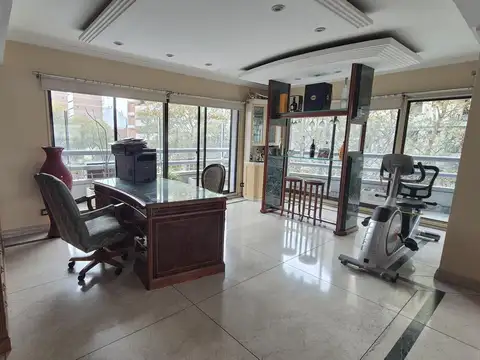 Departamento 4 ambientes con 3 baños