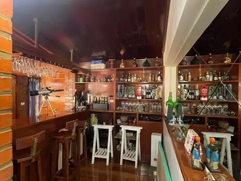 Casa en Venta con 5 cocheras