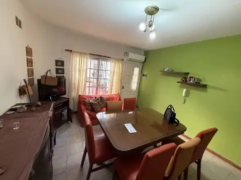 Depto Tipo Casa en Venta de 1 dormitorio
