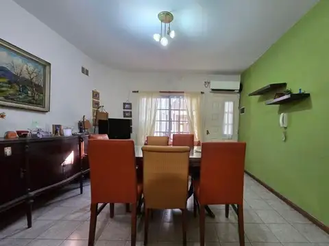 Depto Tipo Casa 2 ambientes con 1 baño
