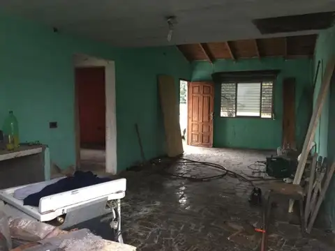 Casa a terminar en Calle 128, Guernica 