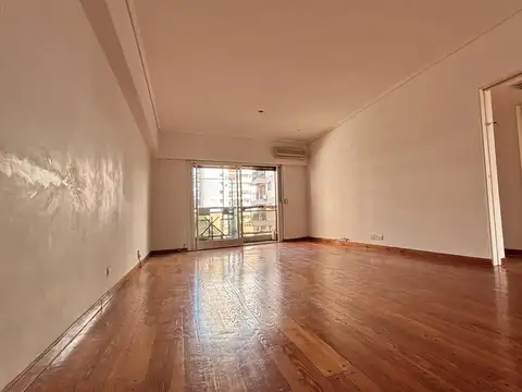 Departamento venta Belgrano 2 dormitorios y dep cochera baulera sum parrilla luminoso