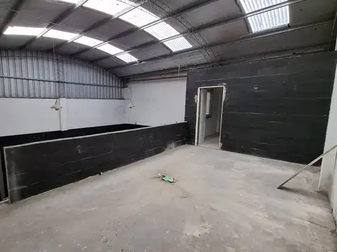 Local de 250 m² en alquiler | Berazategui