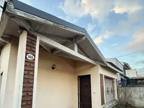 Casa en Venta en Villa Adelina, USD 152.000
