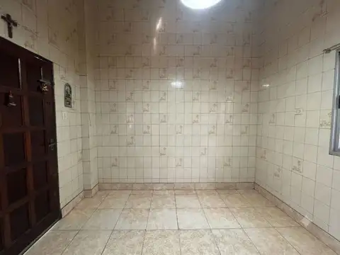 Local en Venta 71 años