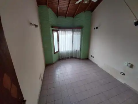 Casa en alquiler con garage
