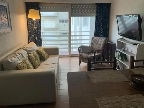 Lindísimo 3 ambientes frente al mar con 2 baños!