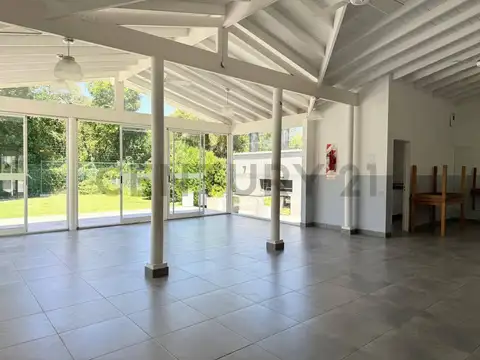 Departamento en Alquiler con 1 cocheras