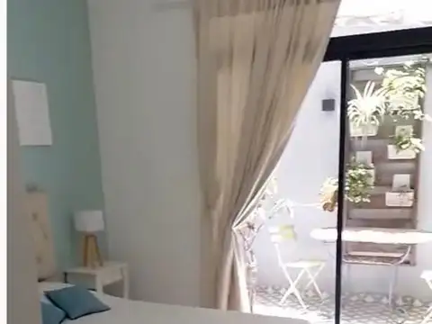 Excelente dpto de 2 amb con Patio se alquila en Almagro