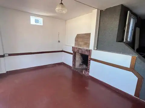 Excelente dpto de 2 amb con Patio se alquila en Almagro