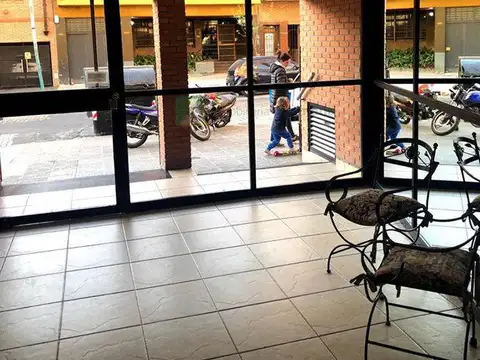 TOMAS A. LE BRETON 5200, Piso 1