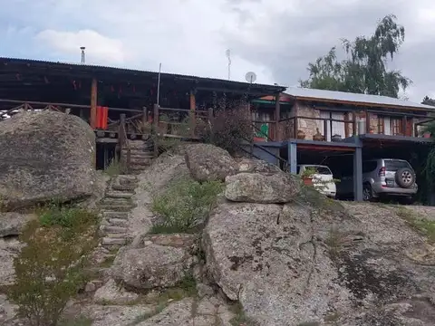 Casa 7 ambientes con 3 baños