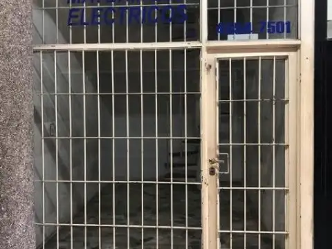 Local | AV. FEDERICO LACROZE 3591