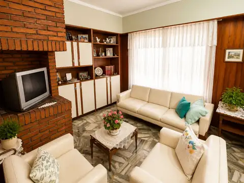 Depto Tipo Casa en Venta de 4 ambientes