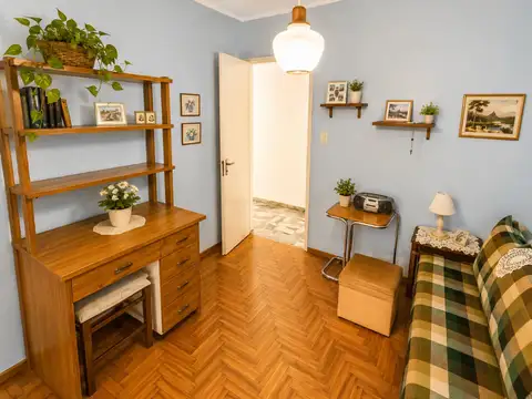 Depto Tipo Casa 4 ambientes con 2 baños