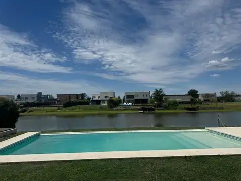 Casa en Venta al Noreste