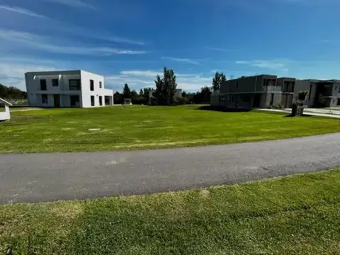 Terreno en Venta 34  mts Frente