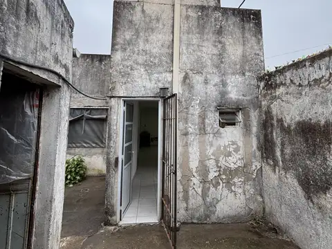 Depto Tipo Casa en Venta con 1 cocheras