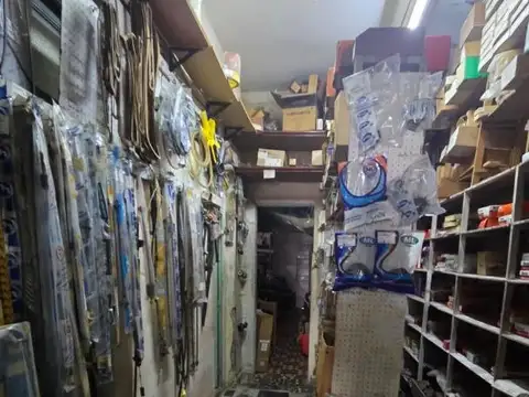 Local en Alquiler en Lomas De Zamora, $ 750.000