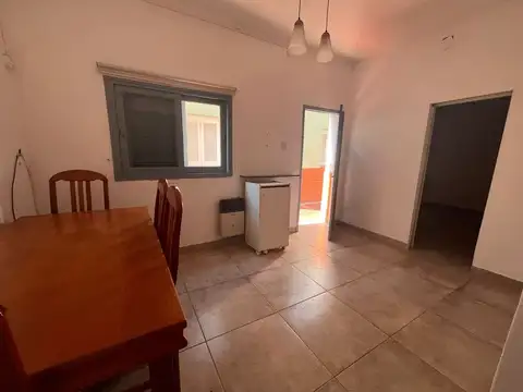 Depto Tipo Casa en Venta 61 años