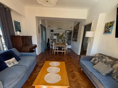 Depto Tipo Casa 4 ambientes con 2 baños
