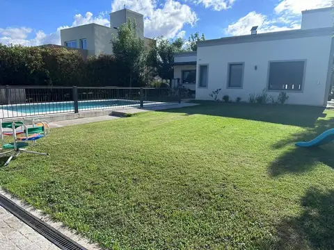 Hermosa Casa